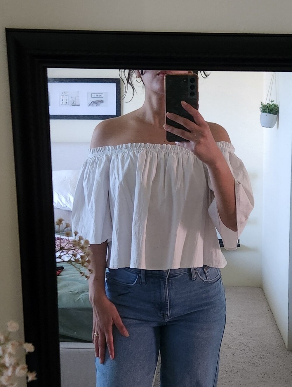 Forever 21 White Off-Shoulder Cropped Blouse